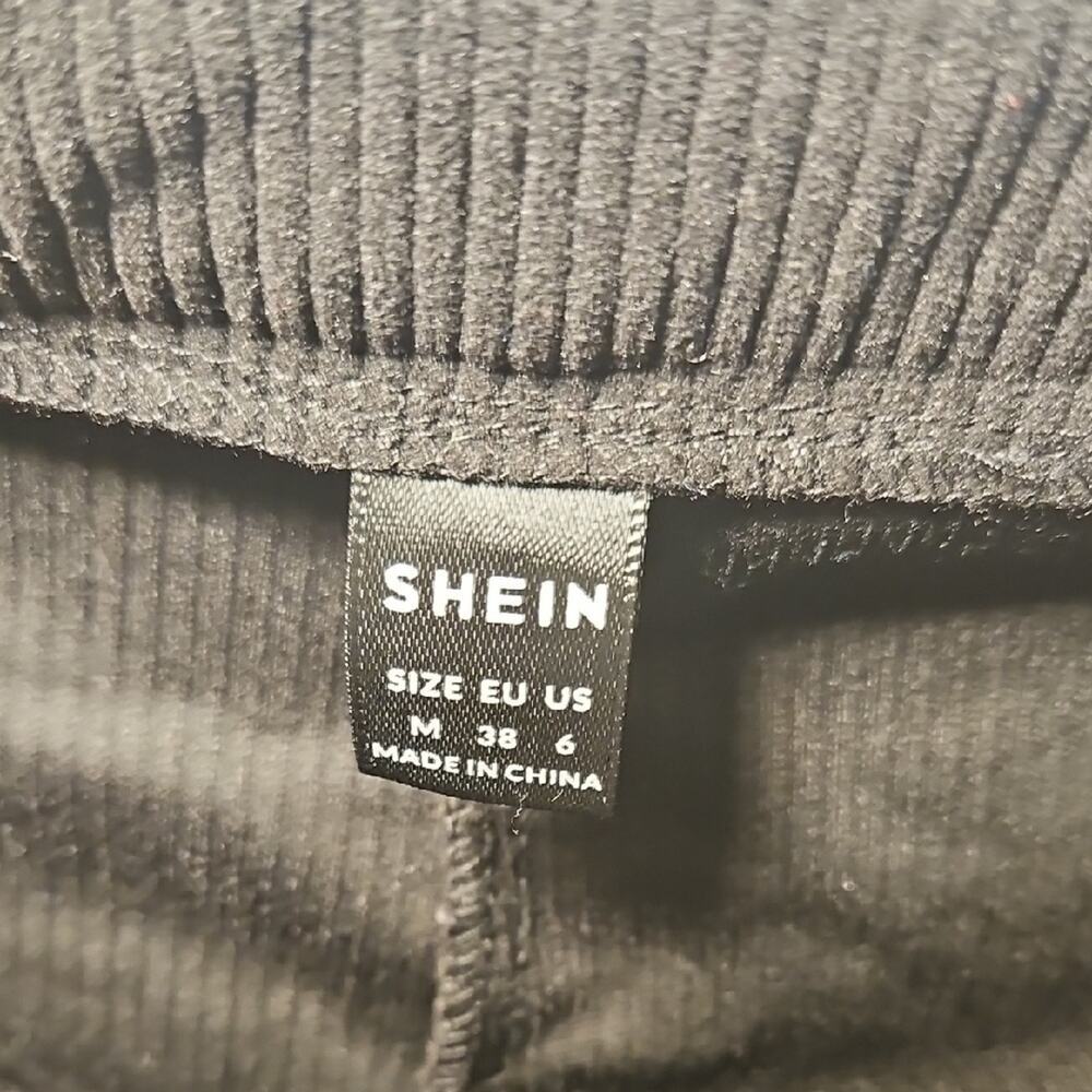 SHEIN Black Women's Overalls - Picture 2 of 8